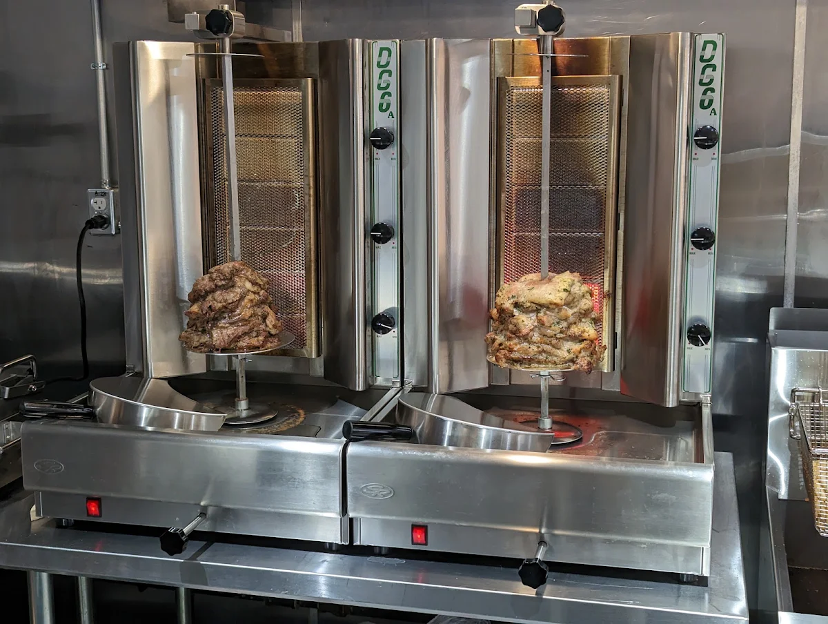 Vibe, Aristos Souvlaki & Gyros