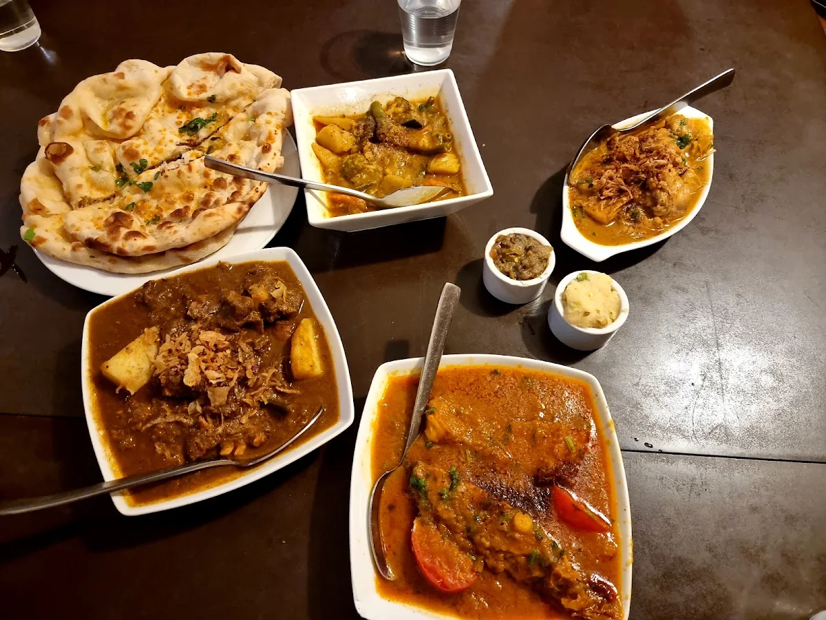 Food & drink, Hut-Bazaar