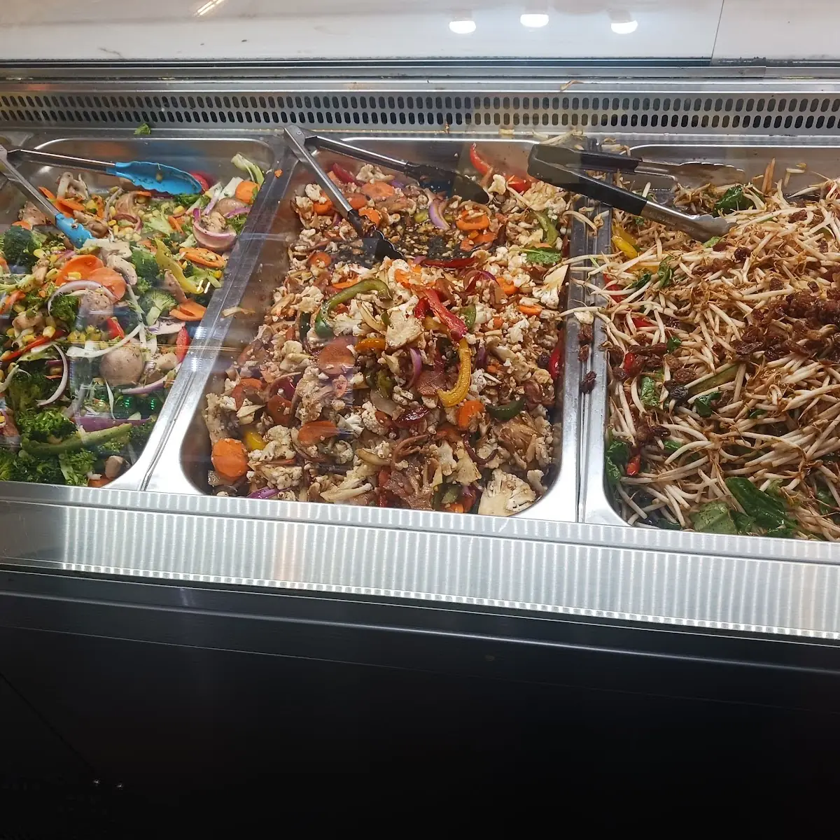 Food & drink, Restaurant Libanais Shish Taouk