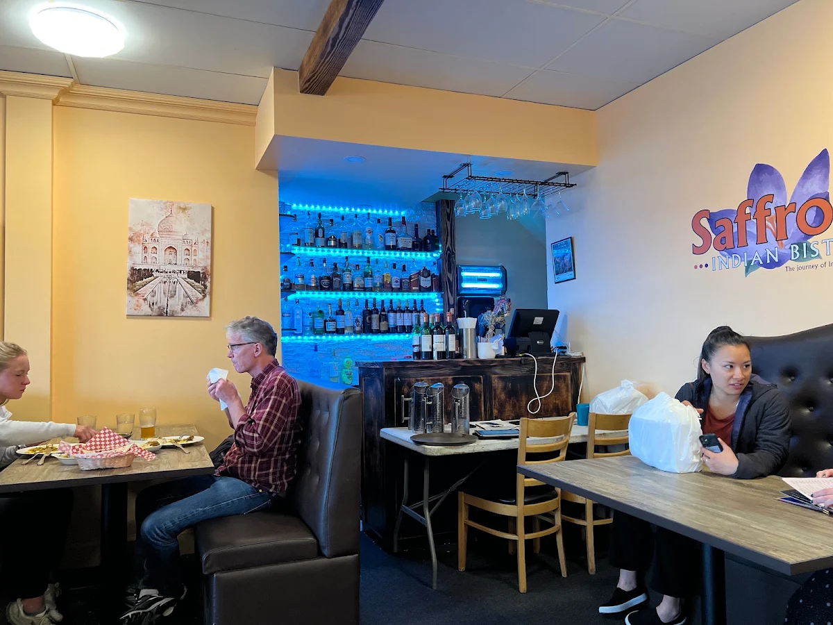Vibe, Saffron Indian Bistro