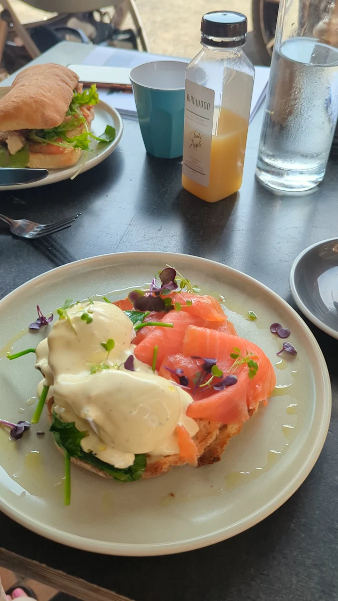 Vibe, Birdwood Cafe