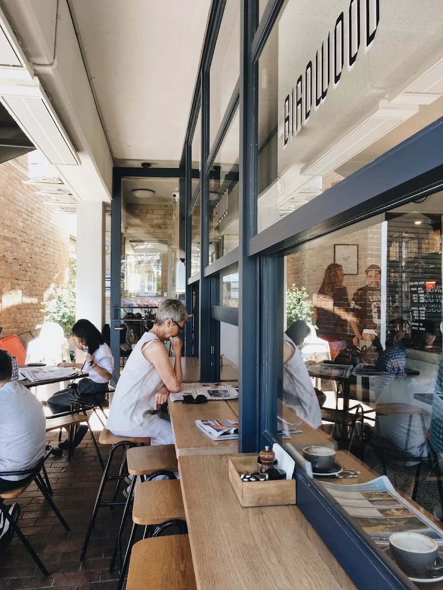 Vibe, Birdwood Cafe