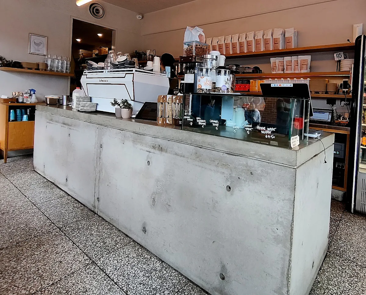 Vibe, Birdwood Cafe