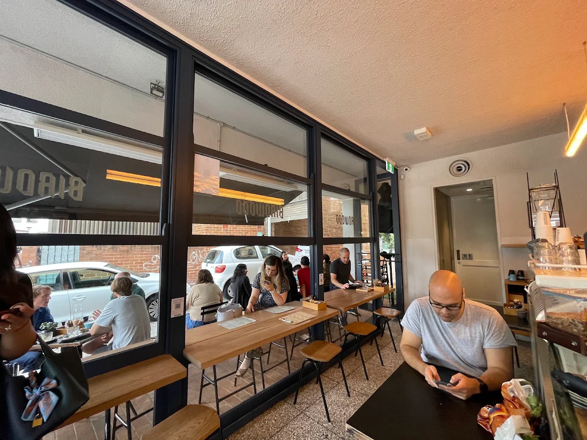 Vibe, Birdwood Cafe
