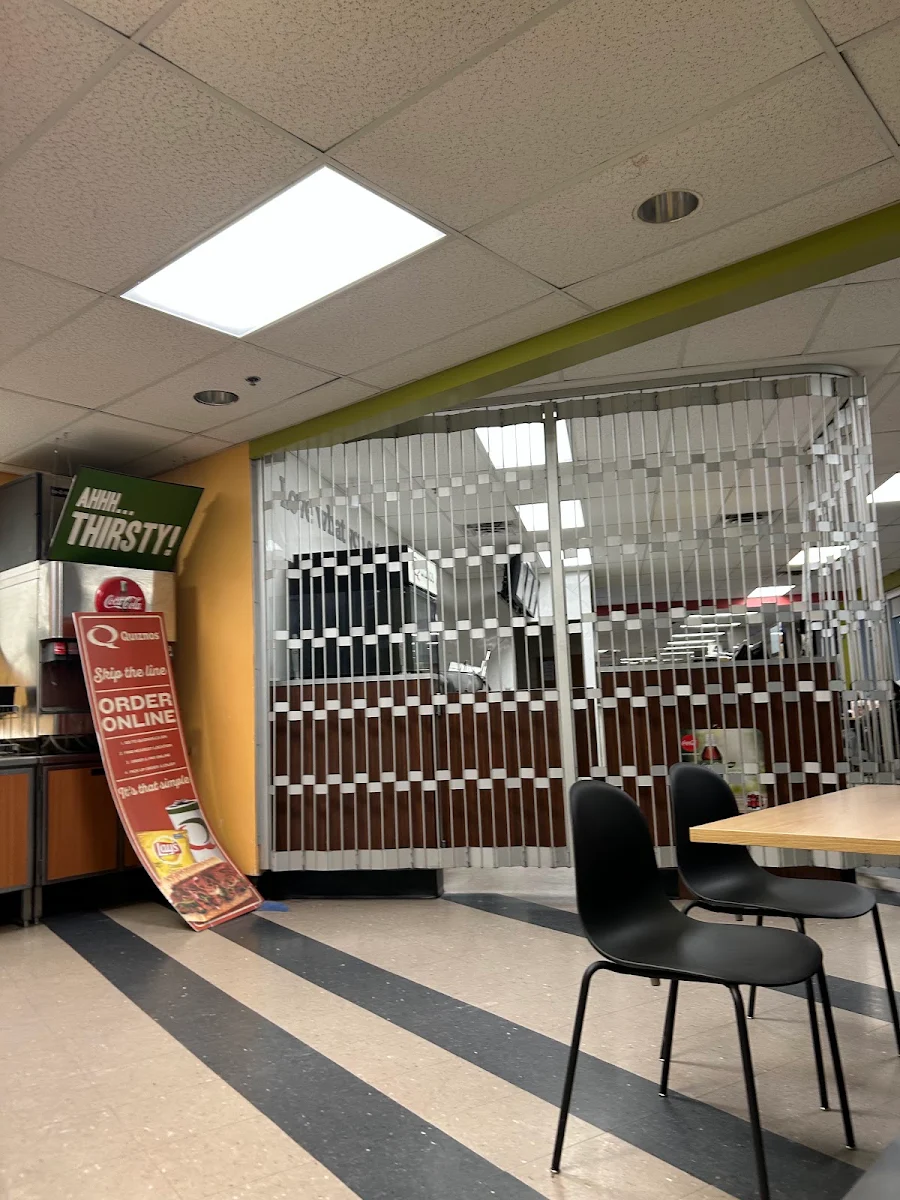 Vibe, Quiznos