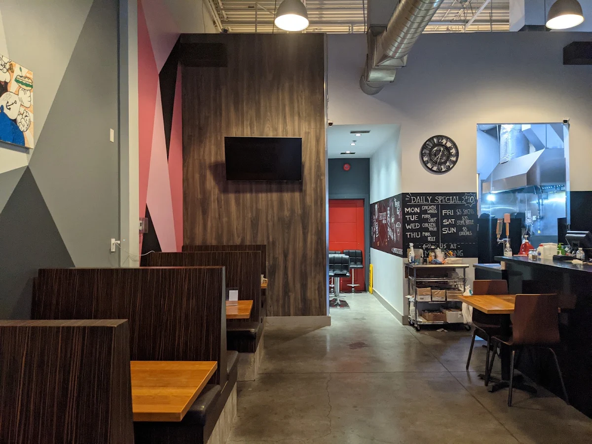 Vibe, Limitless Bar & Grill