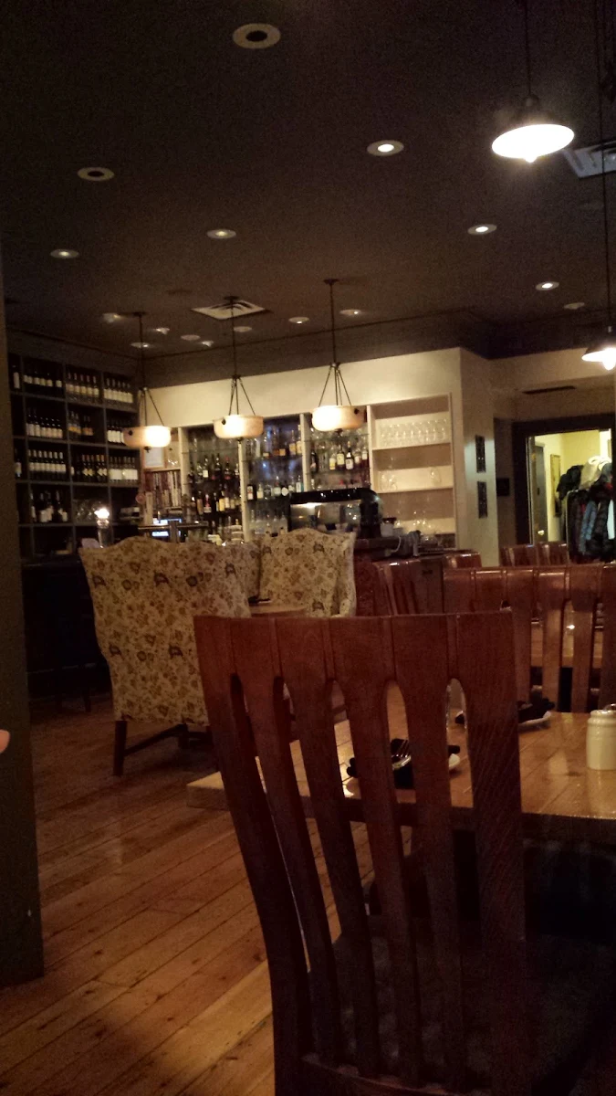 Vibe, Trattoria Gusto