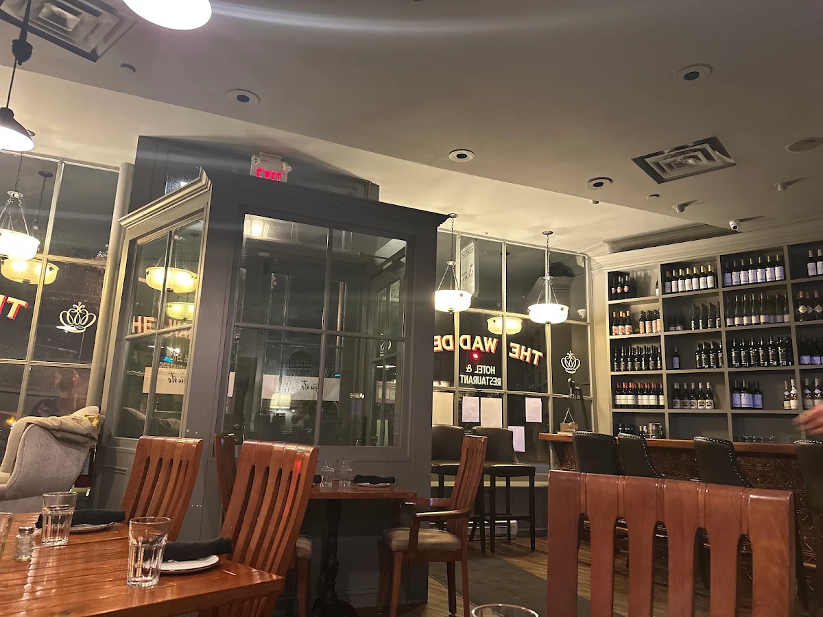 Vibe, Trattoria Gusto