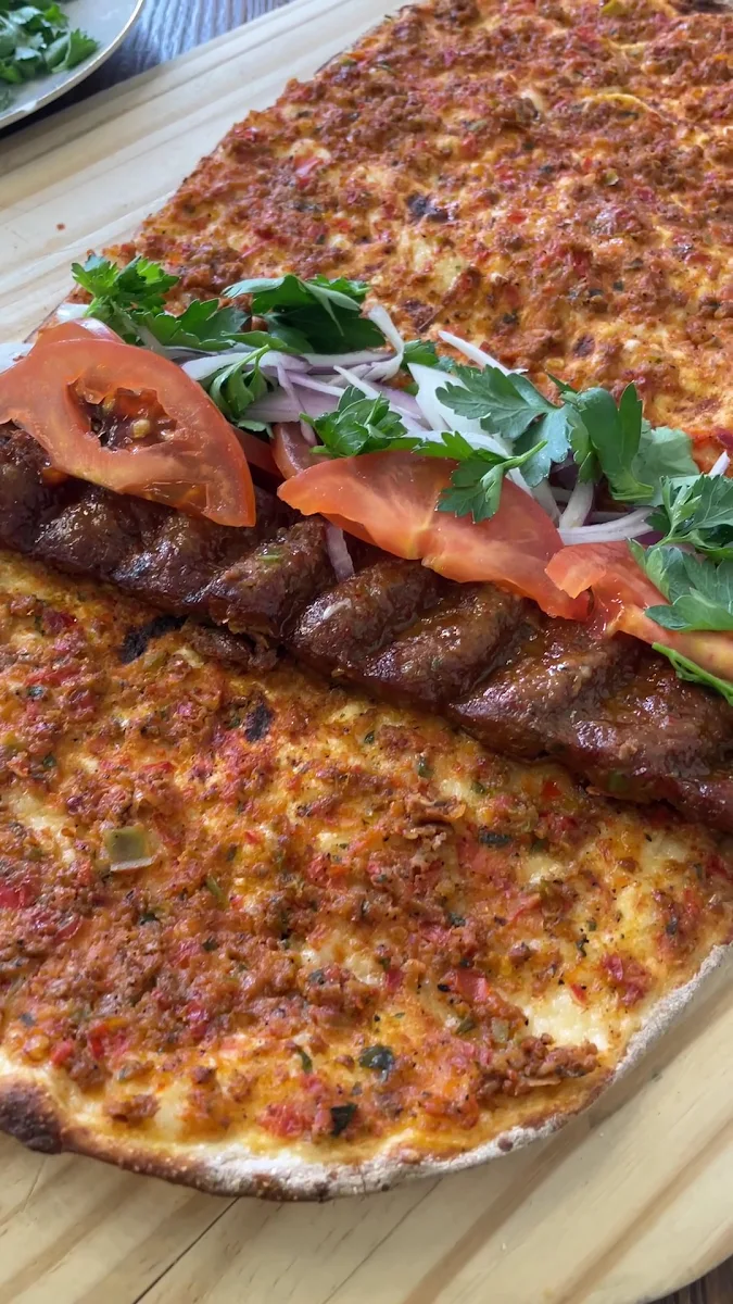 Food & drink, PIZZA PIETRA