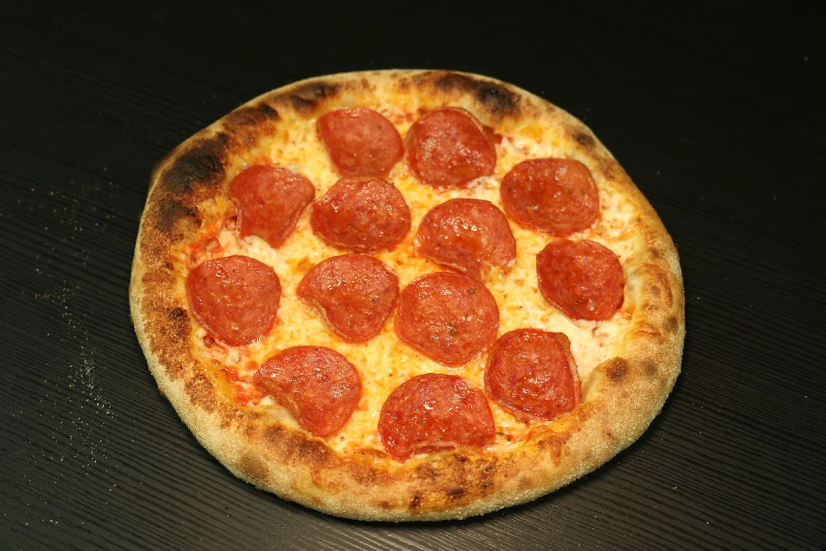 Food & drink, PIZZA PIETRA