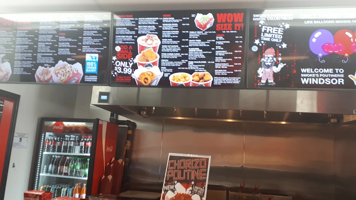 Menu, Smoke's Poutinerie Windsor