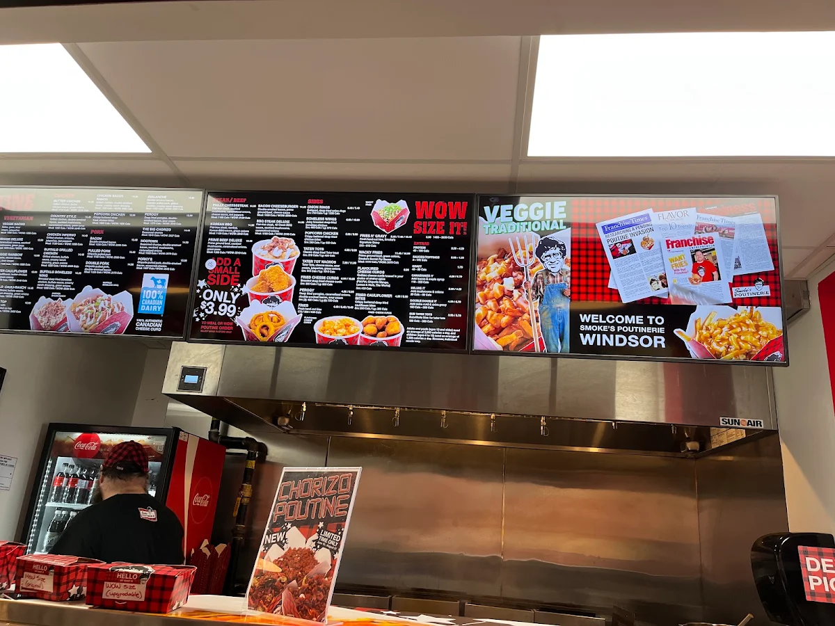 Menu, Smoke's Poutinerie Windsor