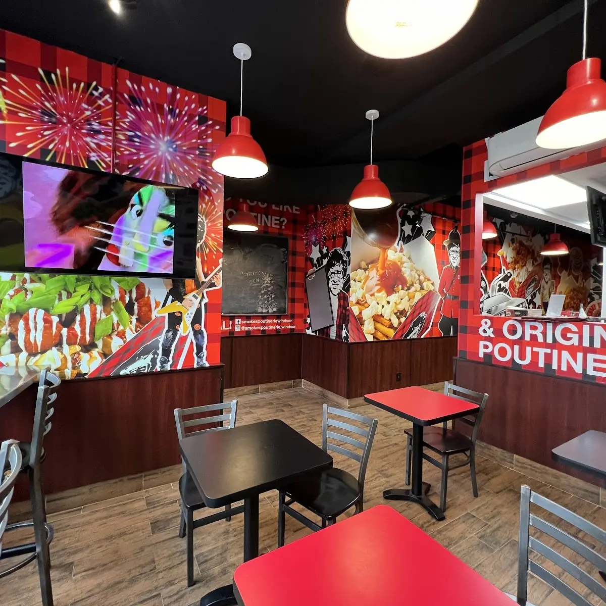 Vibe, Smoke's Poutinerie Windsor
