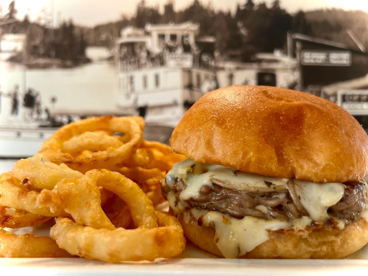 Food & drink, Temagami Shores Restaurant