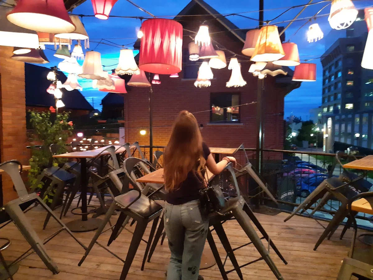 Vibe photo 8