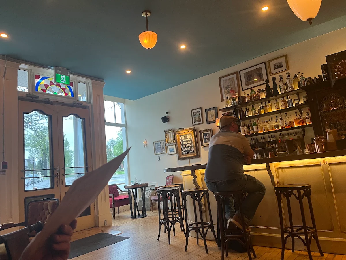 Vibe, The Relic Lobby Bar