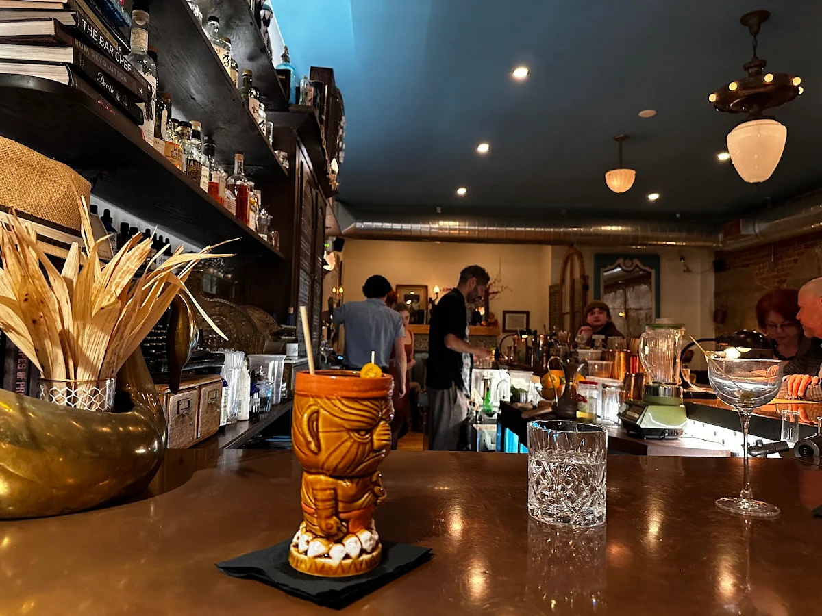 Vibe, The Relic Lobby Bar