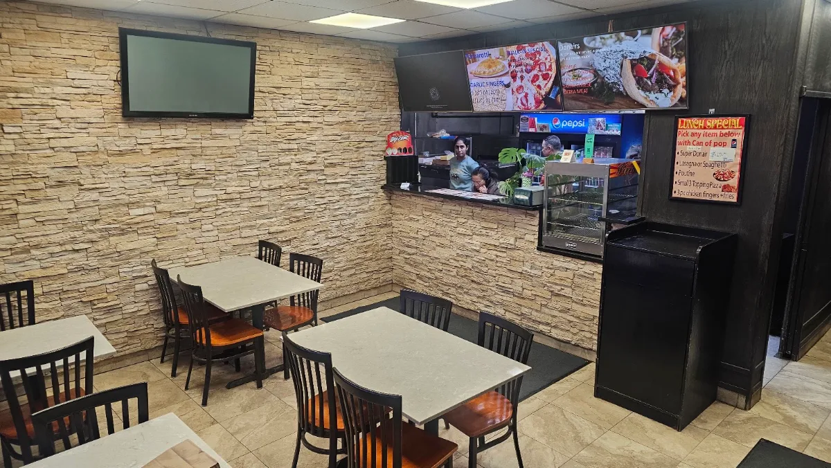 Vibe, Jomaa's Pizza