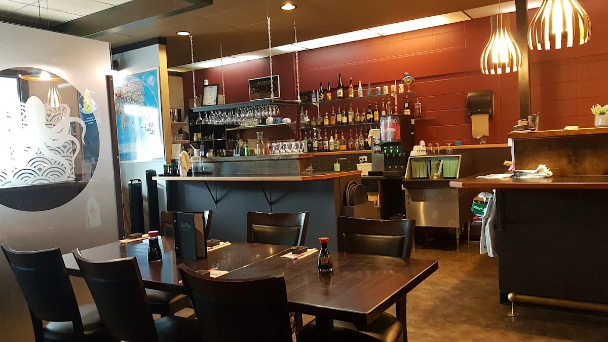 Vibe, Blue Water Sushi