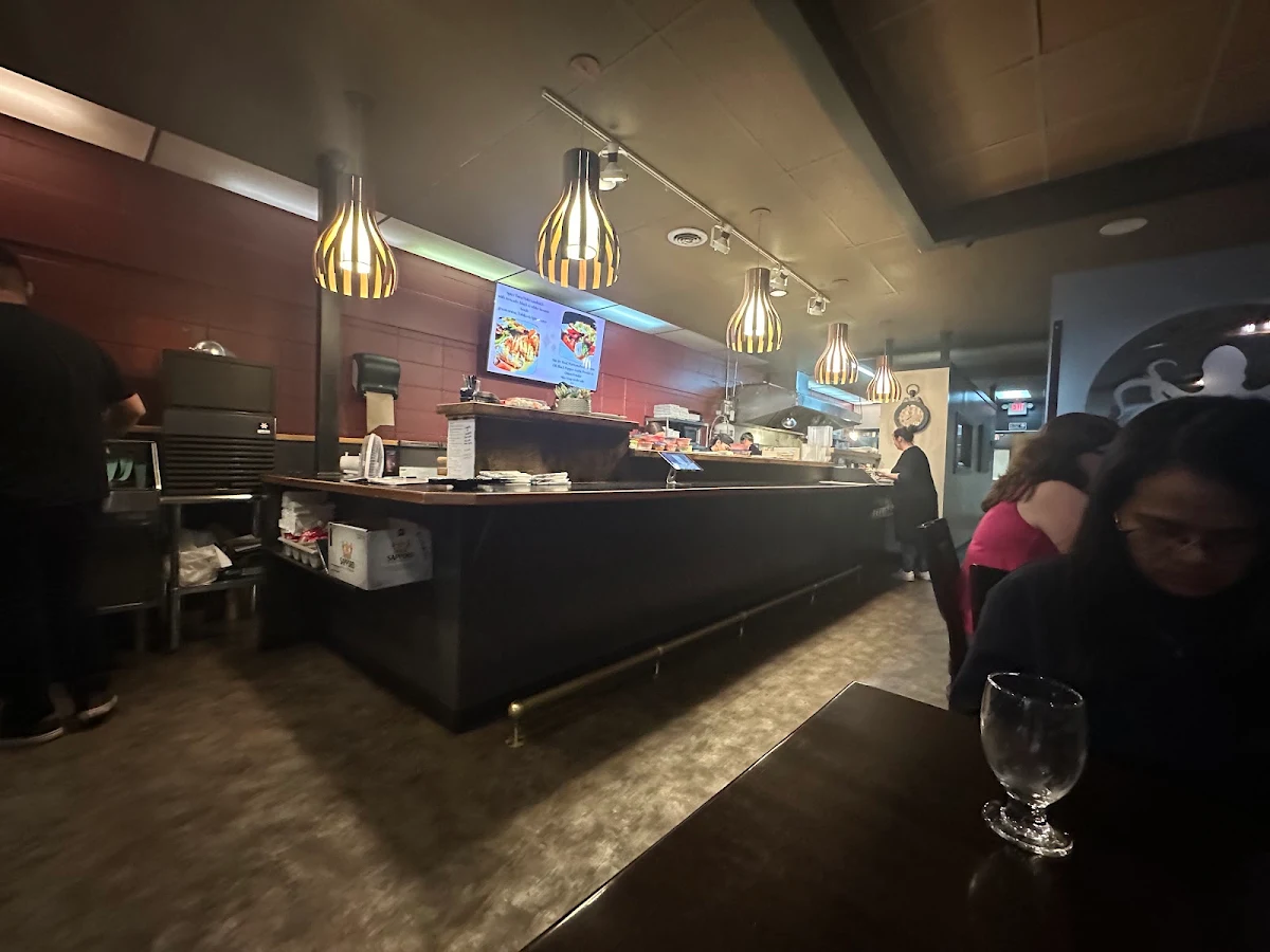 Vibe, Blue Water Sushi