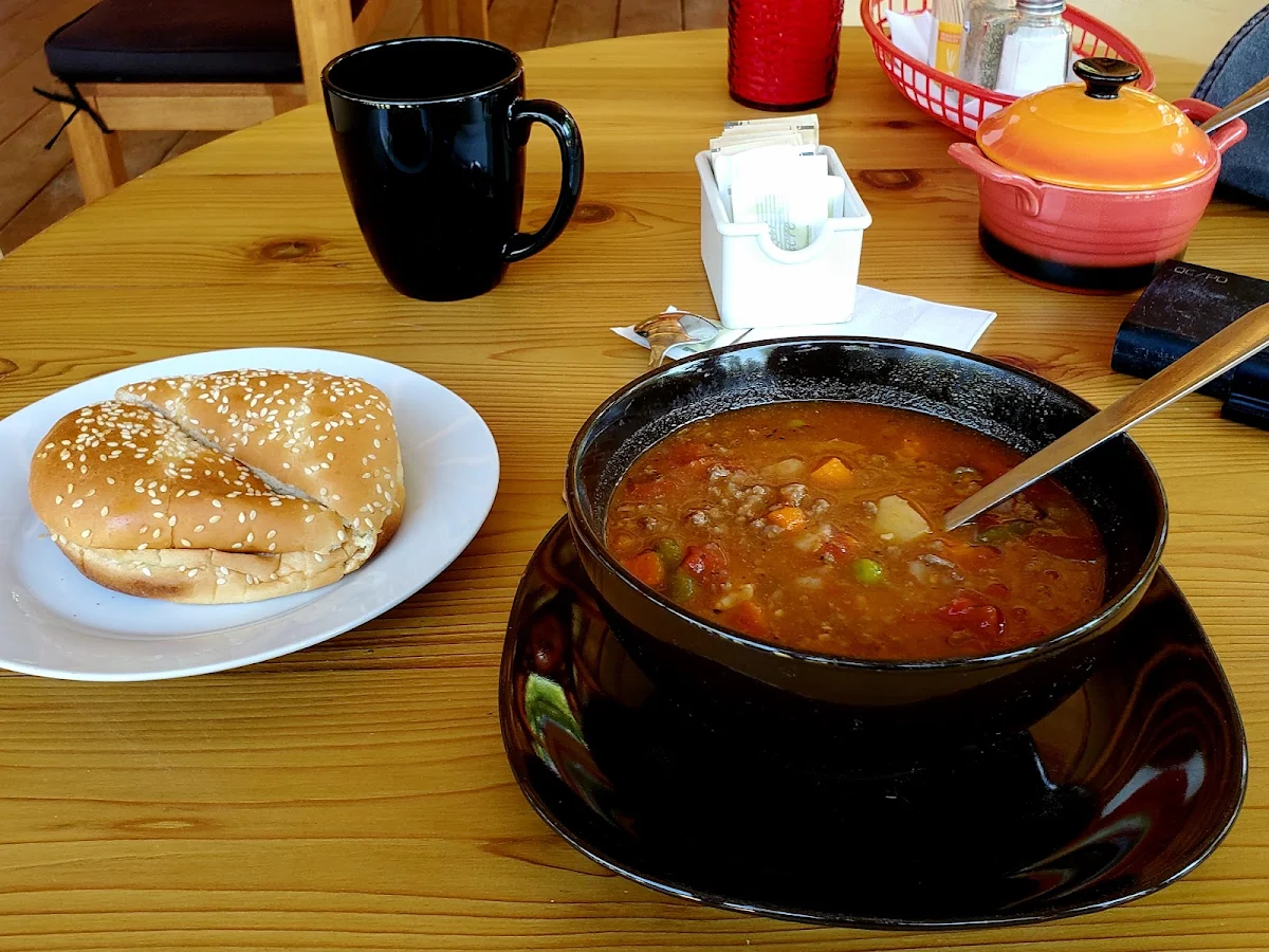 Food & drink, Cyn City Saloon