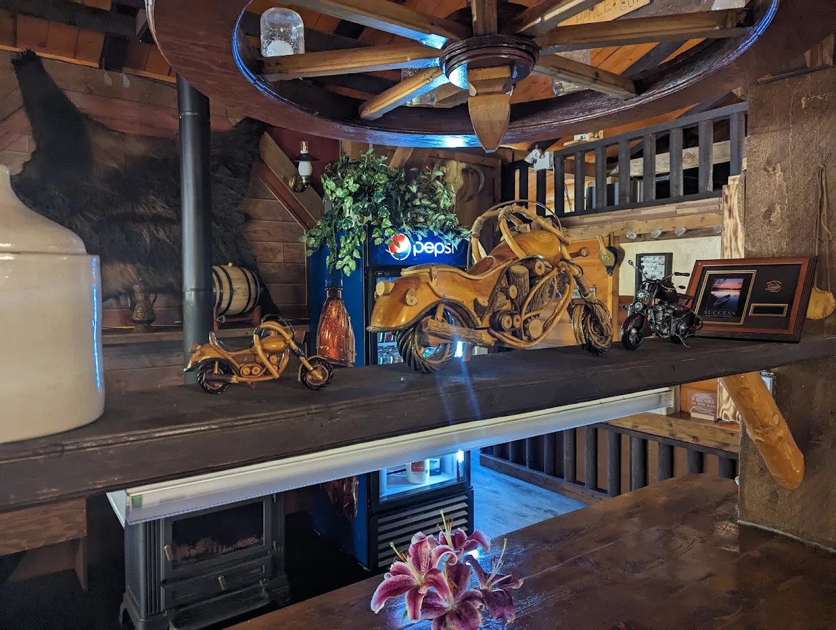 Vibe, Cyn City Saloon