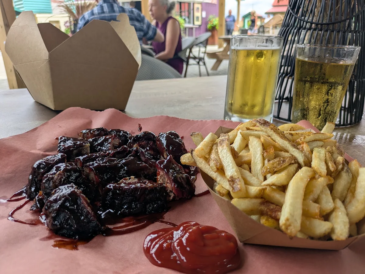 Food & drink, Smoking J’s BBQ