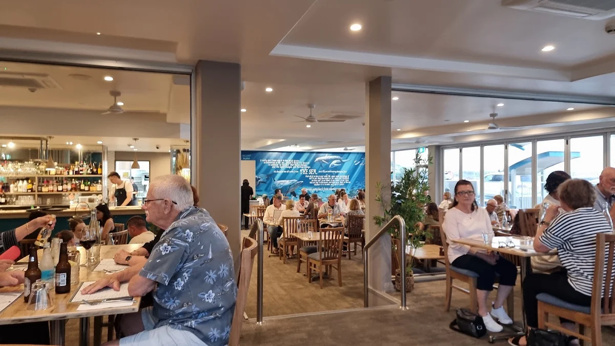 Vibe, Dorsal by the Sea Restaurant, Bar, Grill, Coffee