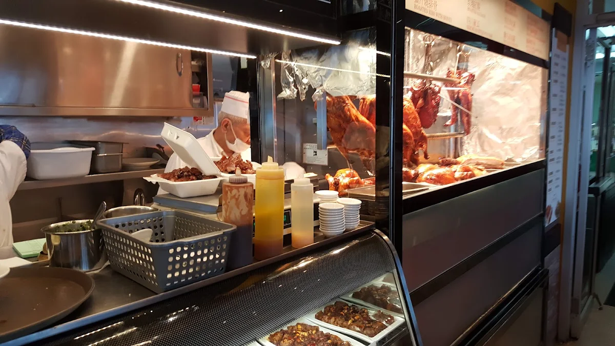 Vibe, Sun's BBQ Restaurant