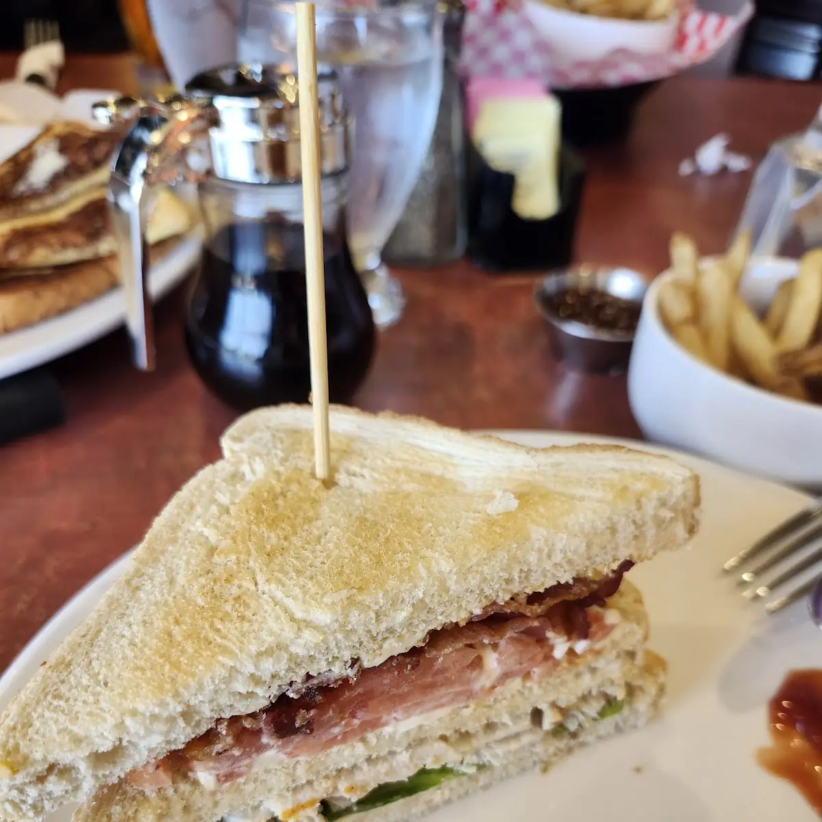 Food & drink, Smitty's Family Restaurant - Sault Ste Marie