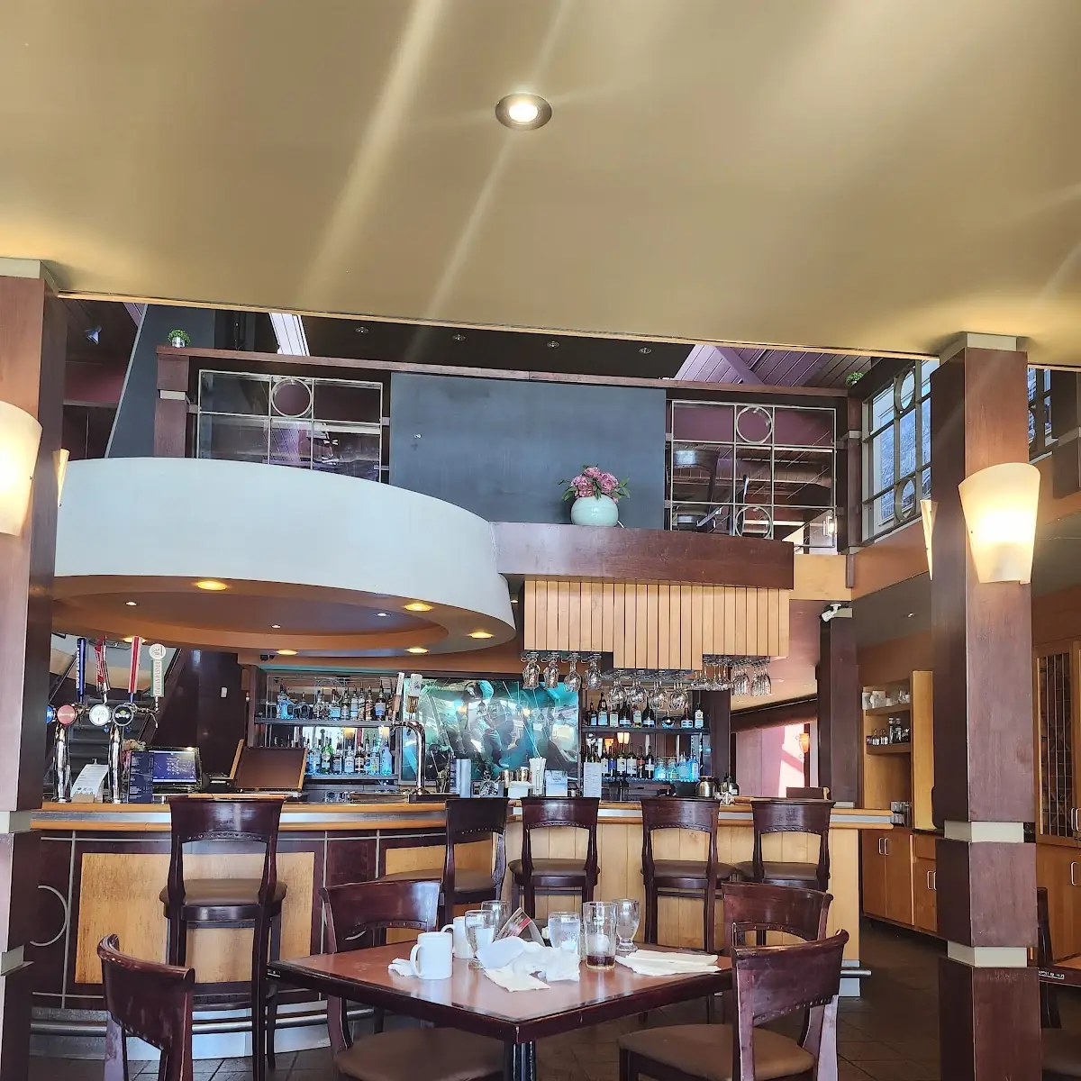 Vibe, Smitty's Family Restaurant - Sault Ste Marie