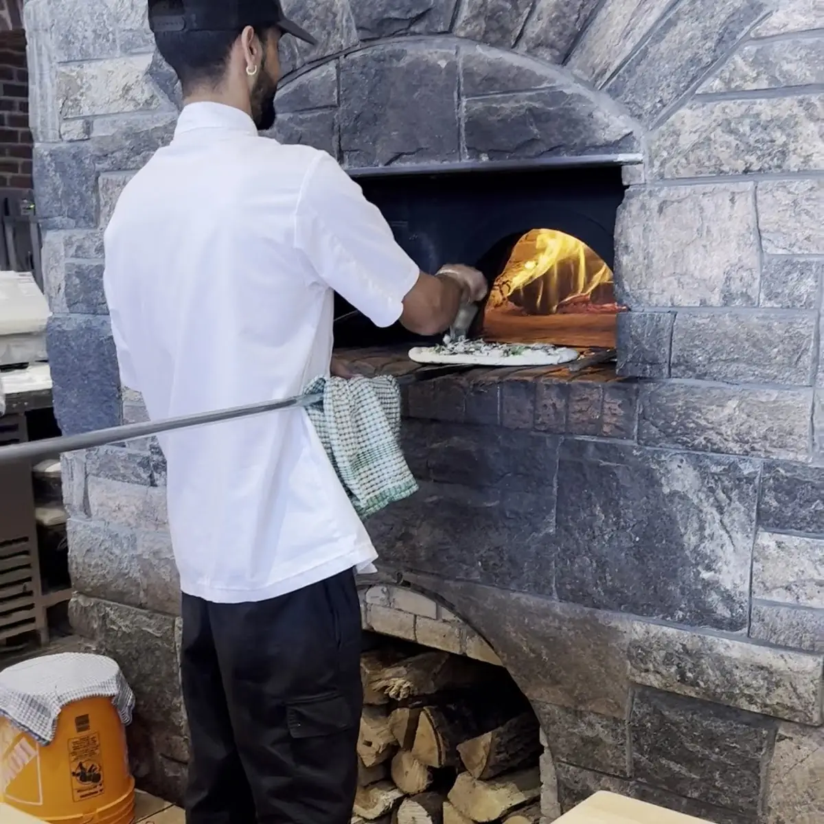 Vibe, Antica Pizzeria & Ristorante