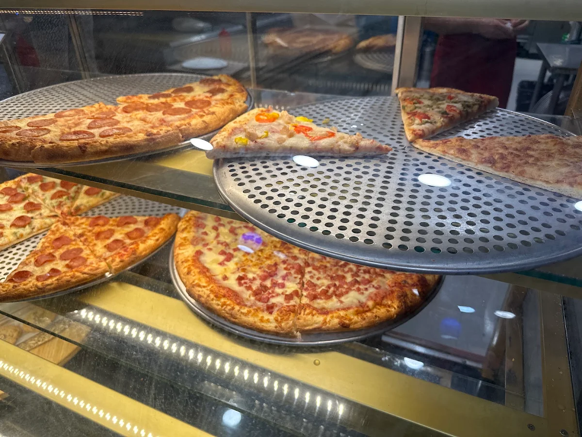 Food & drink, Kouzina Pizza