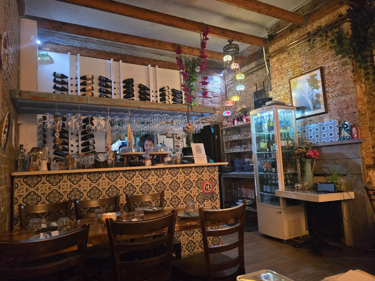 Vibe, Turkuaz Turkish Cuisine