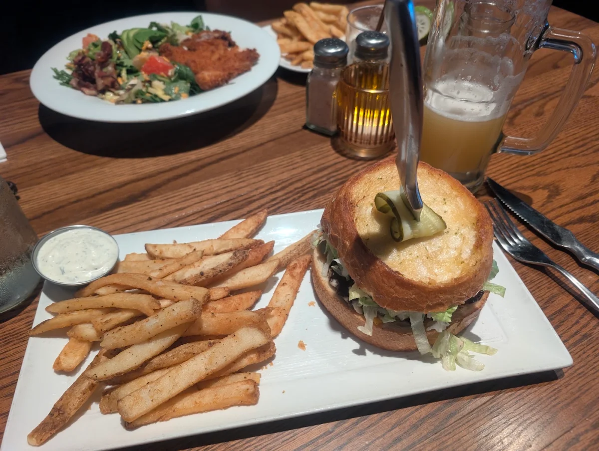 Food & drink, State & Main