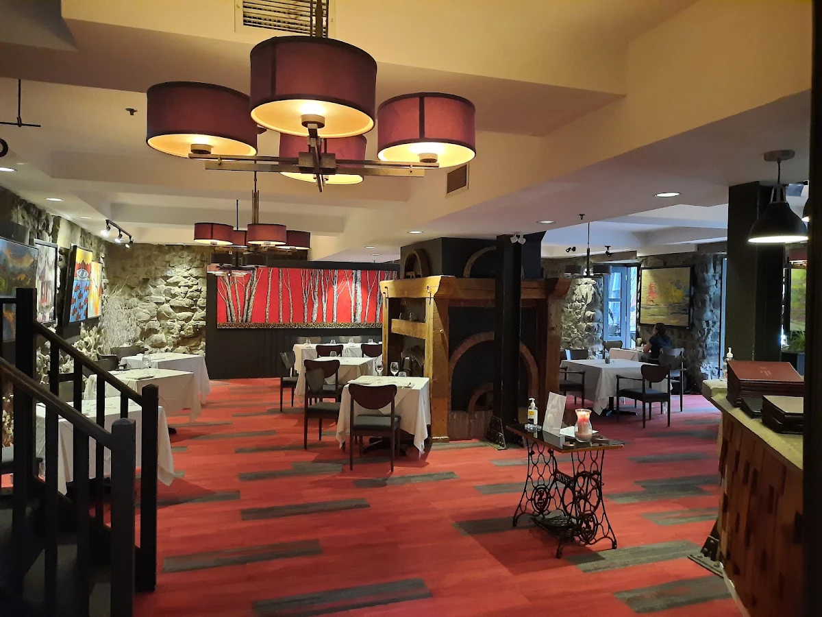 Vibe, Muse at Wakefield Mill Hotel and Spa