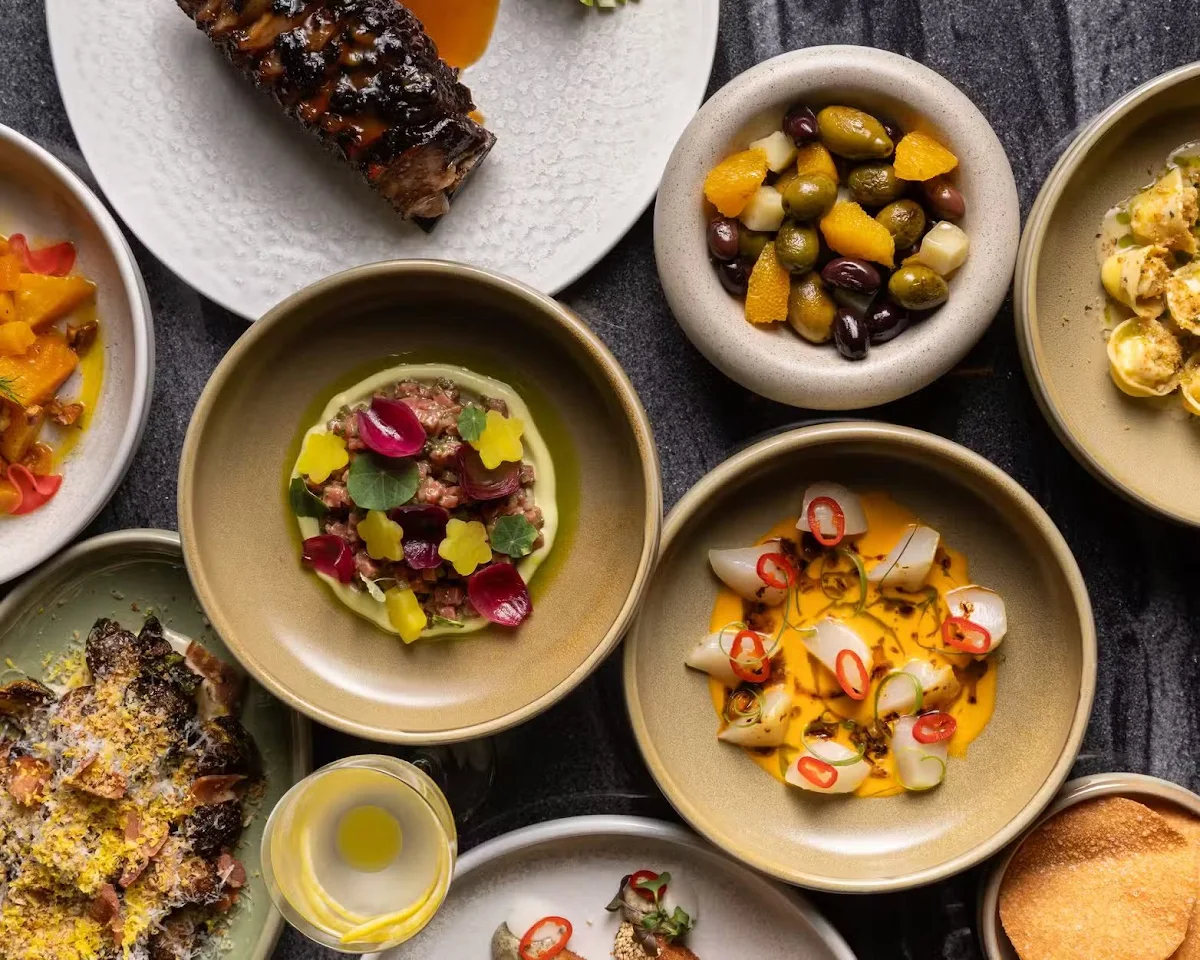 Food & drink, Delphine