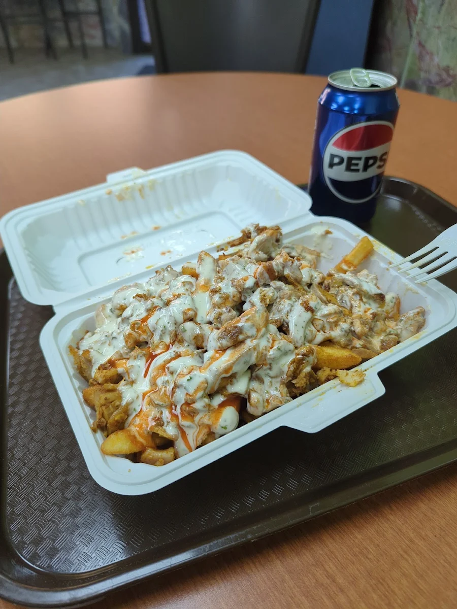 Food & drink, Dundas Shawarma & Grill