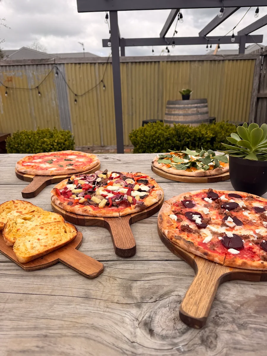 Food & drink, Red Door Pizza