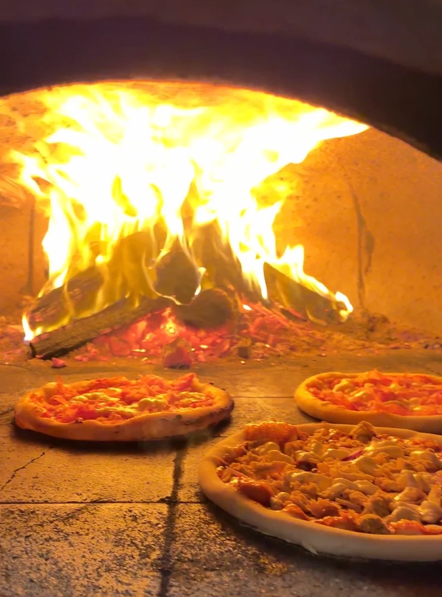 Food & drink, Red Door Pizza
