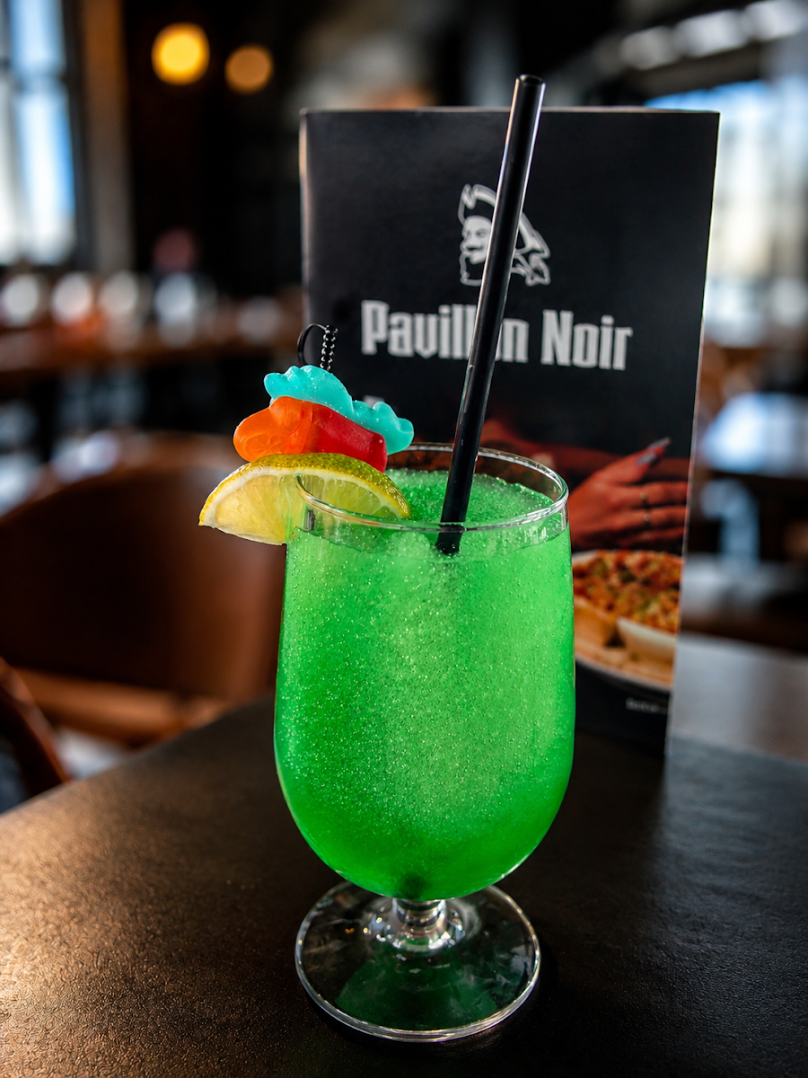 Food & drink, Au Pavillon Noir