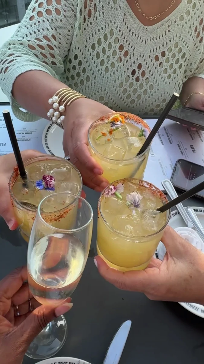 Food & drink, Terrasse Carla