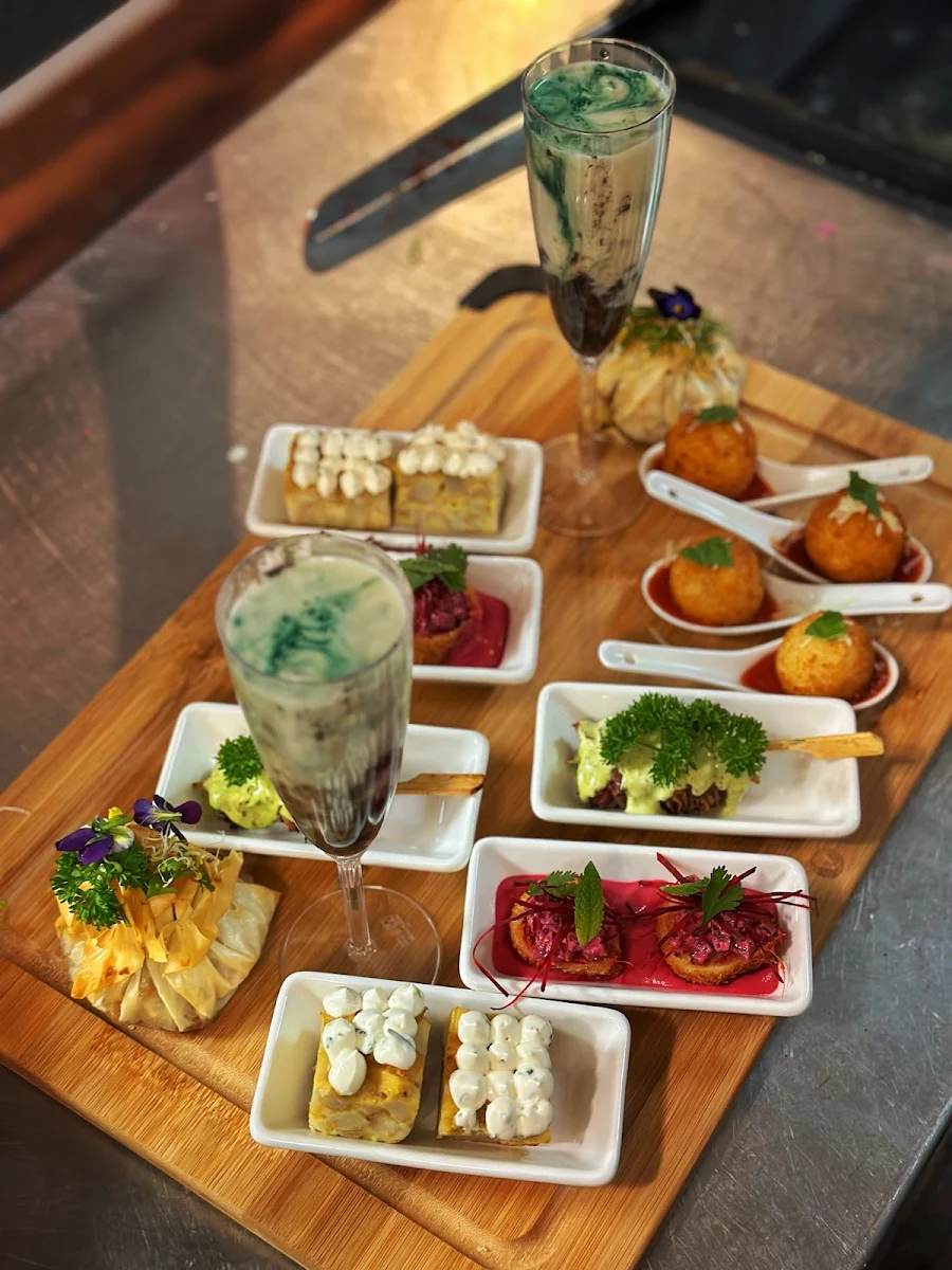 Food & drink photo 2