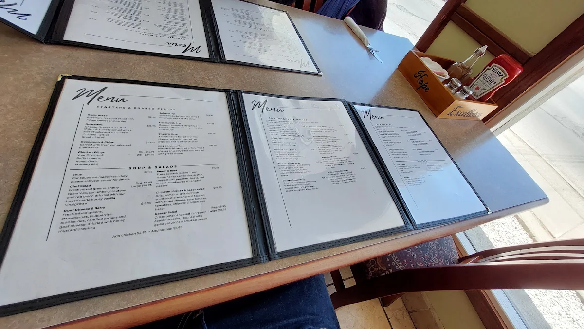 Menu, Robinson's Fresh