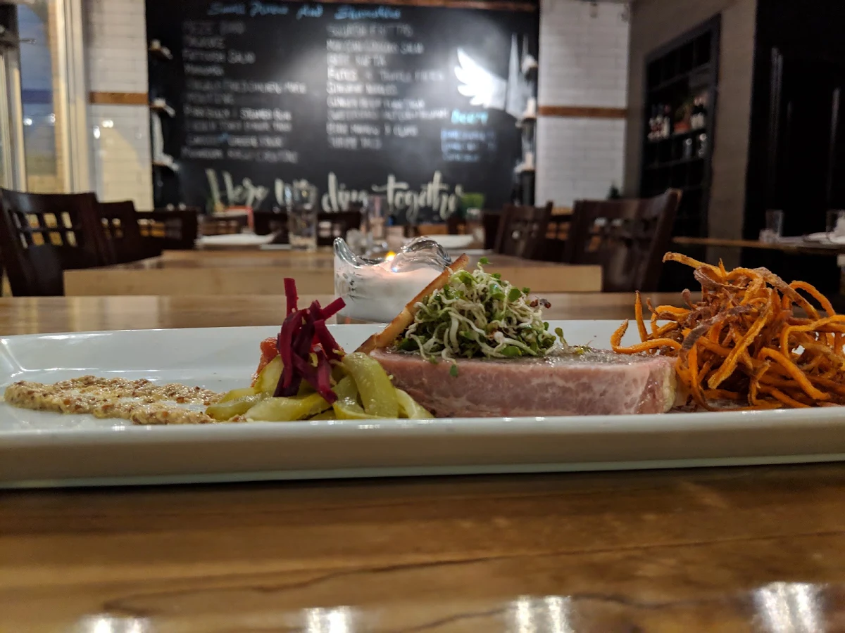 Food & drink, aFrite Restaurant