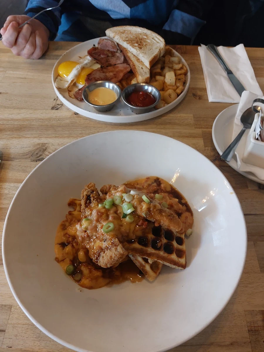 Food & drink, aFrite Restaurant