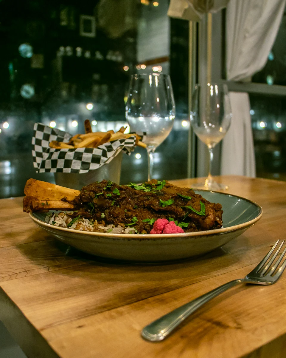 Food & drink, aFrite Restaurant