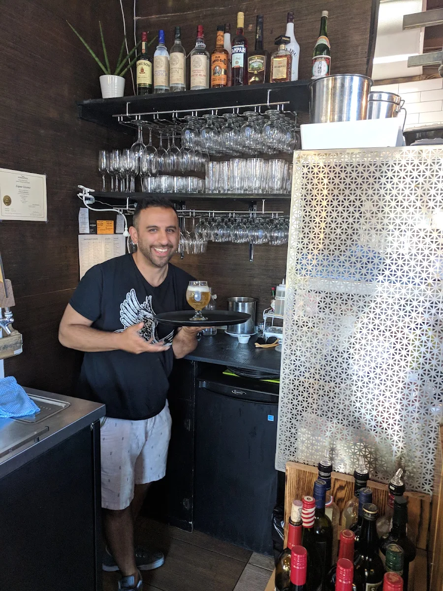 Vibe, aFrite Restaurant