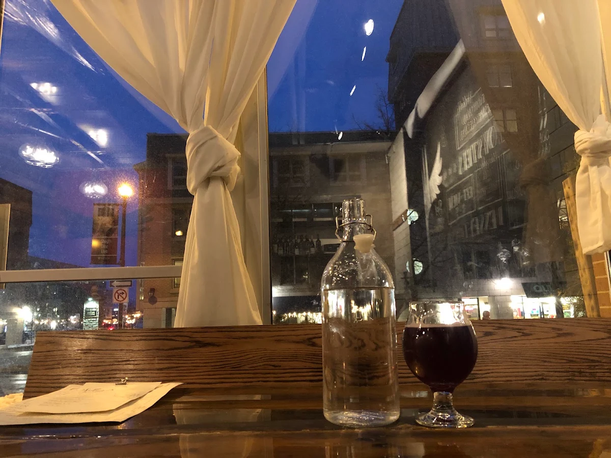 Vibe, aFrite Restaurant