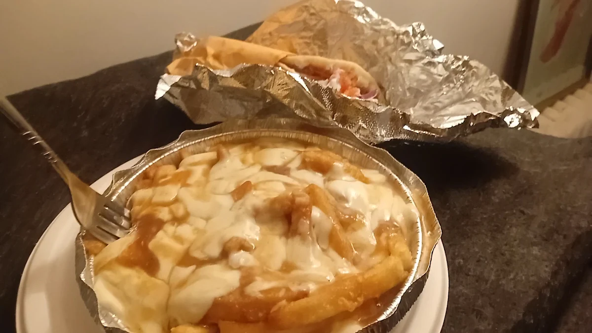 Food & drink, Pizzeria Miss Jean-Talon Souvlaki